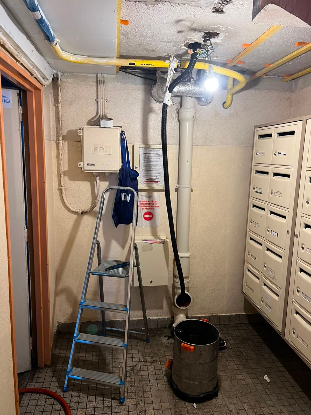 Rénovation complète d'une salle de bain avec douche