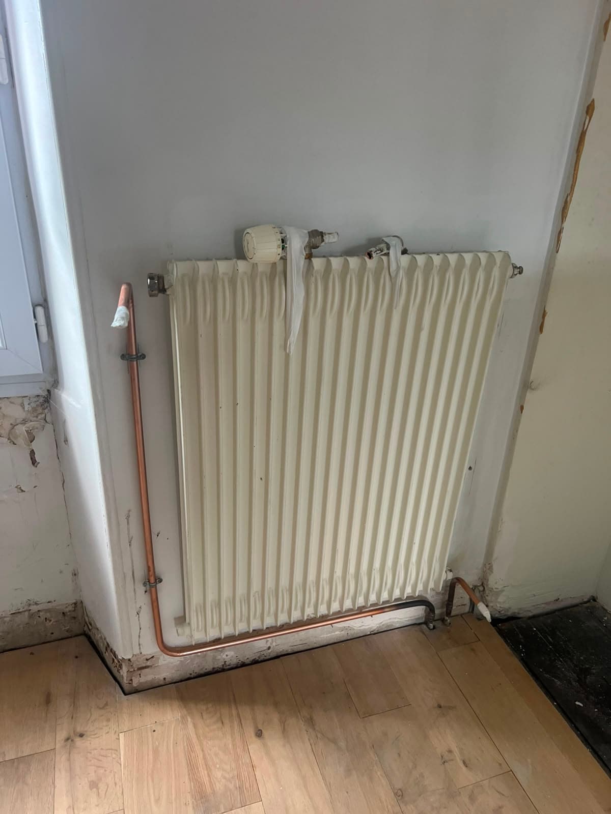 Raccordement d'un radiateur sur réseau de chauffage